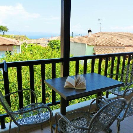 Yannis Apartments Άφυτος Εξωτερικό φωτογραφία